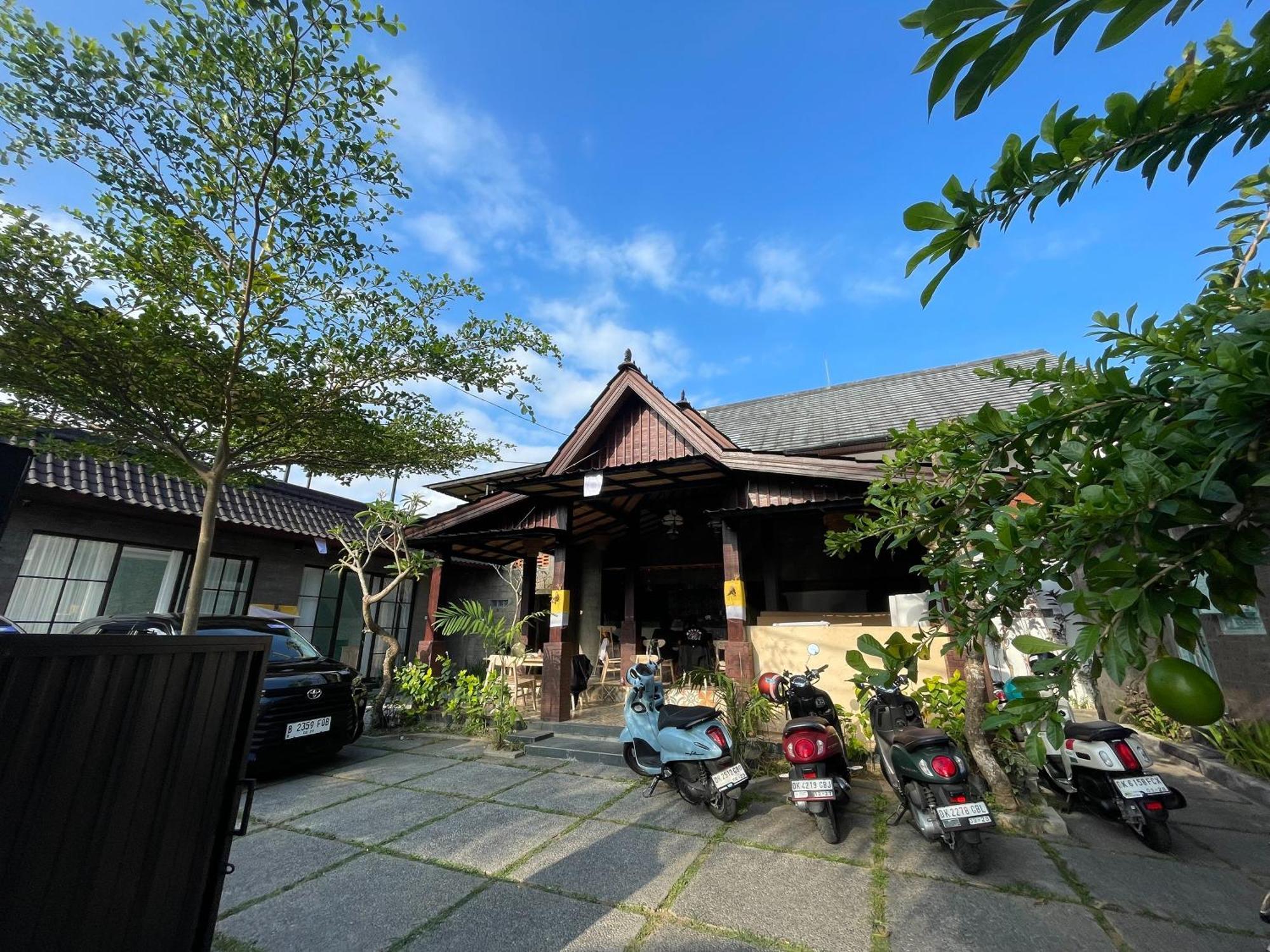 Nivaluma Hotel Ubud Eksteriør billede